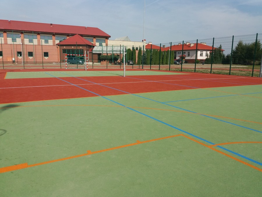 Zdjęcie: Kompleks sportowy przy Szkole Podstawowej w Potęgowie