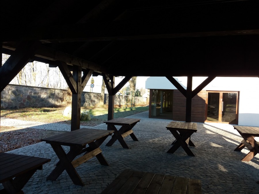 Zdjęcie: Budowa targowiska „Mój rynek” wraz z Centrum Promocji Produktu Lokalnego w Karżnicy