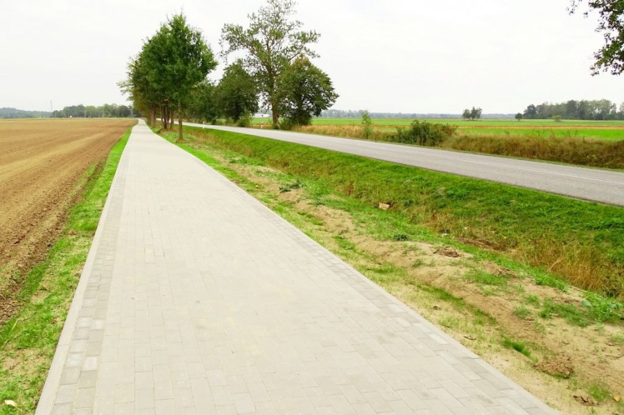 Zdjęcie: Budowa drogi gminnej dla ruchu pieszego i rowerowego Łupawa – Maczkowo