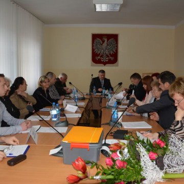 Radni Gminy Potęgowo podczas obrad